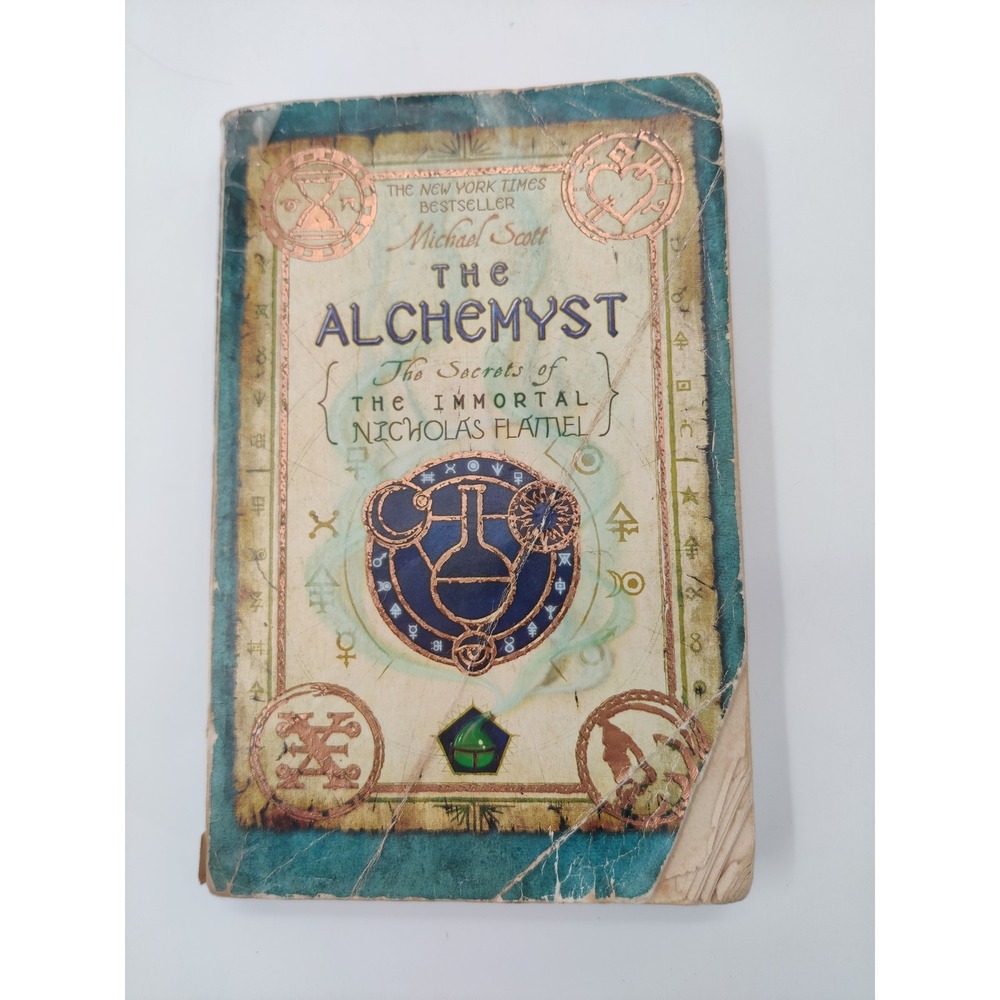 The Alchemyst Michael Scott Secrets of Immortal Nicholas Flamel Paperback 2007